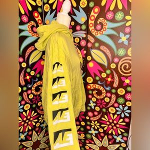 American Eagle Men’s Neon green Hoodie